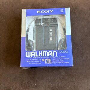 Sony Walkman WM-F2015 in Original Box